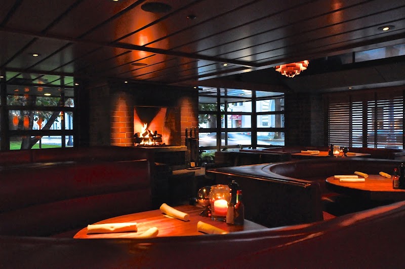 Hillstone Restaurant